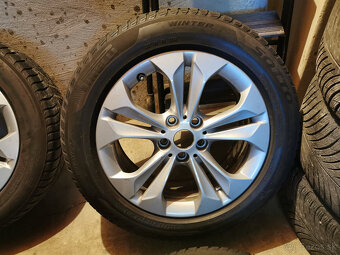 BMW X1 (F48) X2 (F39) - orig. 17" alu disky s pneu - 2
