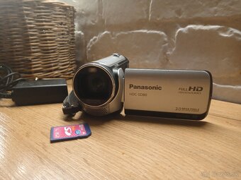 Predám video kameru Panasonic HDC SD80 - 2