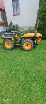 Traktor 4x4 TV 420 - 2