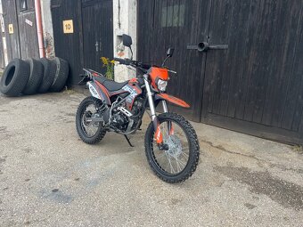 Cestne enduro Asix Defender model 2026 - 2