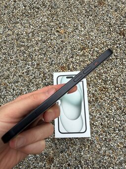 IPhone 15 plus 256GB - baterie 99% - 2