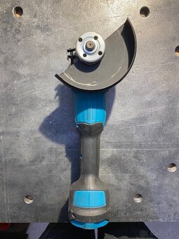 Aku uhlová brúska - 2