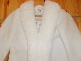 Novy kozuch s visackou - 2