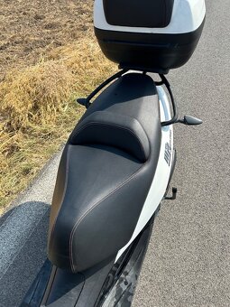 Piaggio MP3 300 - 2