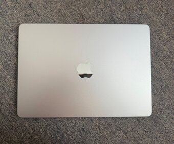 MacBook Air M4 13” 512GB sky blue - 2