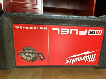 MILWAUKEE Kotučová píla M18 FUEL - 2