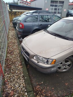 Volvo S60 - 2