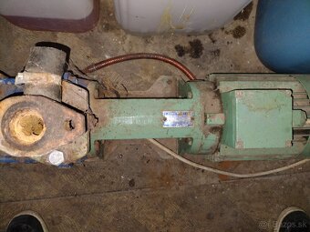 Predám elektromotor s čerpadlom - 2