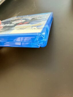 Hry na PS4 (FIFA 19, Battlefield 5) - 2