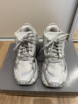 Balenciaga Runner - 2