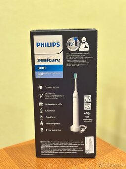 Sonická zubná kefka Philips Sonicare 3100 - 2