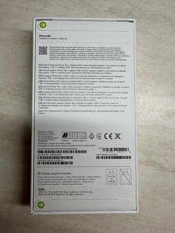 Predám Iphone 16e 128GB - 2