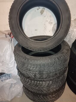 215/55 r17 bridgestone zimne pneumatiky - 2