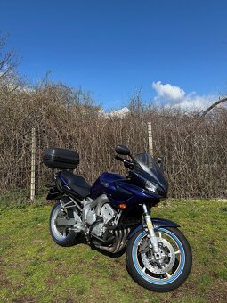 Yamaha FZ6 Fazer - 2