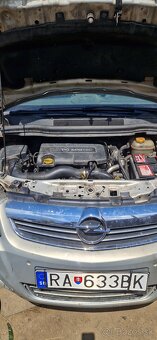 Opel zafira - 2