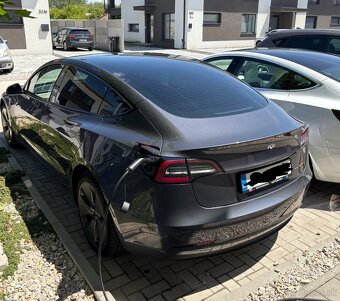 TESLA Model 3 LR - prenájom - 2