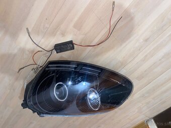 Svetlá wv golf5 - 2