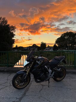 Honda cb1000r 2012 - 2