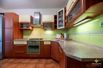 Pekný trojizbový byt Prievidza s lodžiou ul. Dúbravská - 2