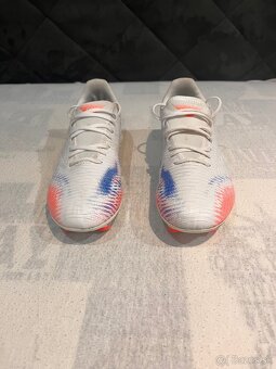 PUMA FUTURE 8 Match FG/AG detské kopačky biele - 2