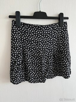• Na predaj dámska sukňa nová H&M Divided • - 2