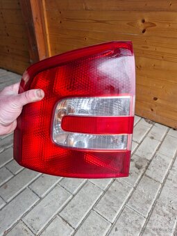 Zadné svetlá octavia 2 - 2
