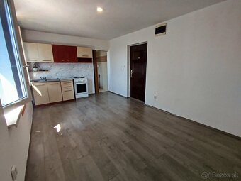 HZ-2 Garsonka na prenájom v Komárne - 2