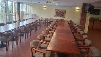 Predáme reštauračné sety - stoly a stoličky - 2