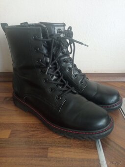Predám pekné topánky - 2