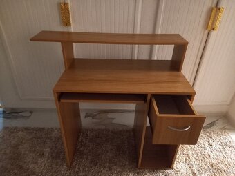 Pisaci stolik - 2