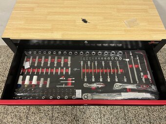 Dielensky vozík s náradím, 580ks. - 2