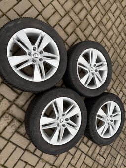 Škoda Superb Ronal 215/55 R17 - 2