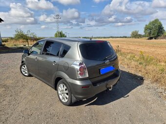 Corolla Verso - 2