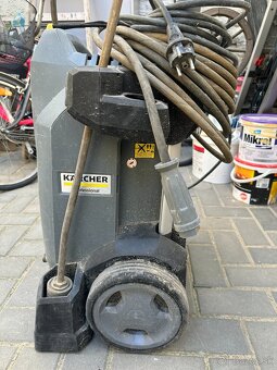 Tlakový čistič Karcher - Profesional. - 2