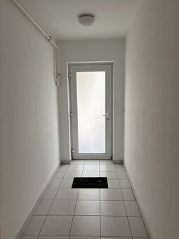 Bezbarierový 1 izb. byt s parkovacím miestom, Mierová - Prie - 2