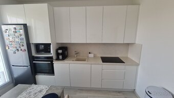 PREDÁME 3 izb. byt Žilina - Hájik, 70m2, kompletná rekonštru - 2