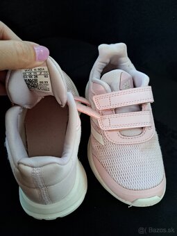Dievcenske botasky adidas - 2