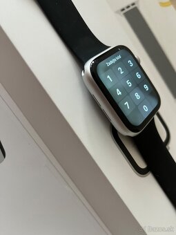 Apple Watch 4 44mm - 2