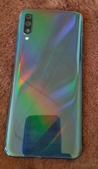 predám Samsung Galaxy A70 Dual SIM - 2
