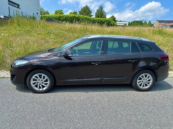 Renault Megane kombi 1.5 diesel manuál - 2