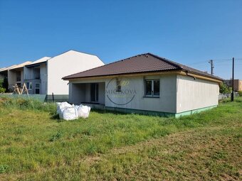 Skolaudovaná novostavba rodinného domu v obci Lúčnica nad Ži - 2