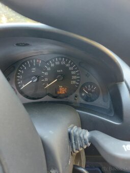 Opel Corsa 1.0 - 2