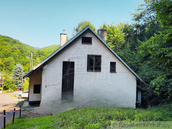 Rodinný dom v kúpeľnej obci Sklené Teplice - 2
