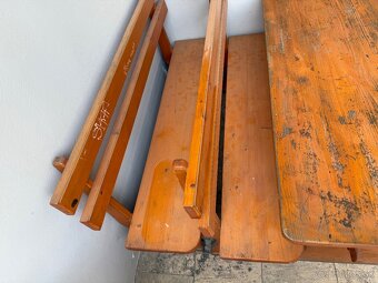 Predám drevený set (stôl + 2x lavica) - 2