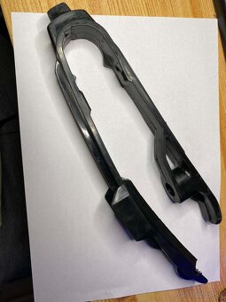 predám Klzák hnacej reťaze ktm sx sxf xc xcf 2012 - 2