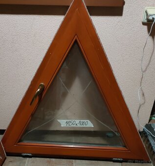 okná trojuholníkové - 2