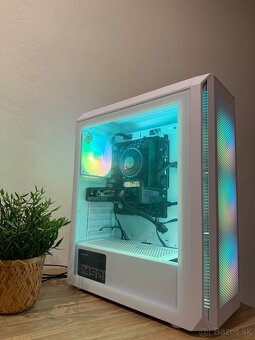 Herne pc rtx 4060, i5 12400f, 32GB ram, 1TB ssd - 2