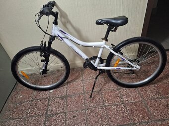 Predám detský bicykel 24kola Vedora biely - 2