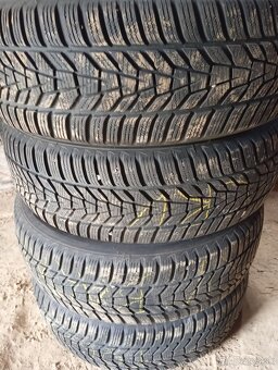 225/65R17 - 2