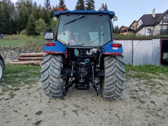 New Holland, traktor - 2